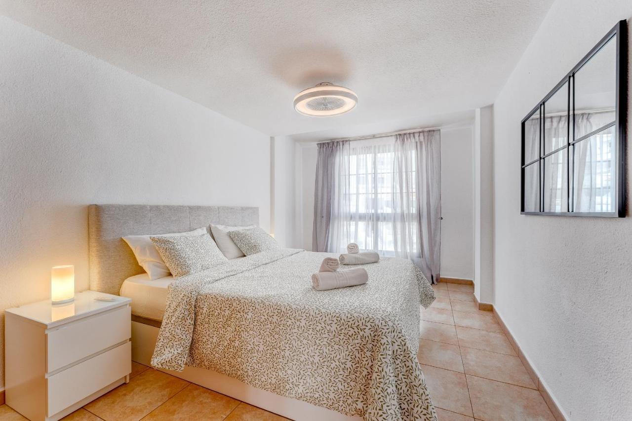 Pretty 1B Apartment In Diamantes 2, Heated Pool Лос Кристианос Экстерьер фото